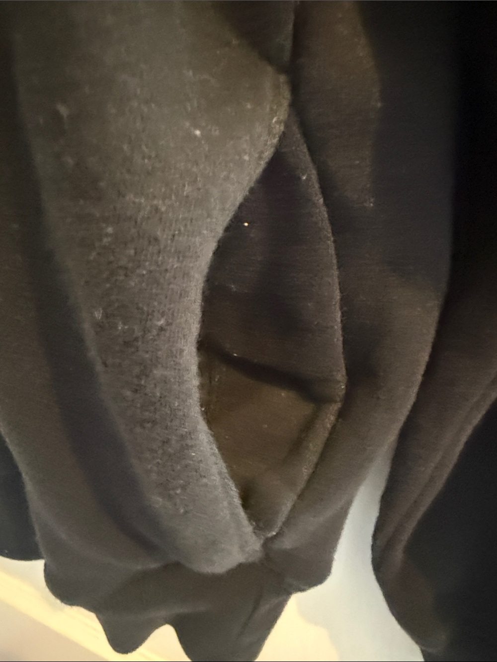 Hollister Men's Black Quarter-Zip Pullover Sweater - Picture 5 of 6